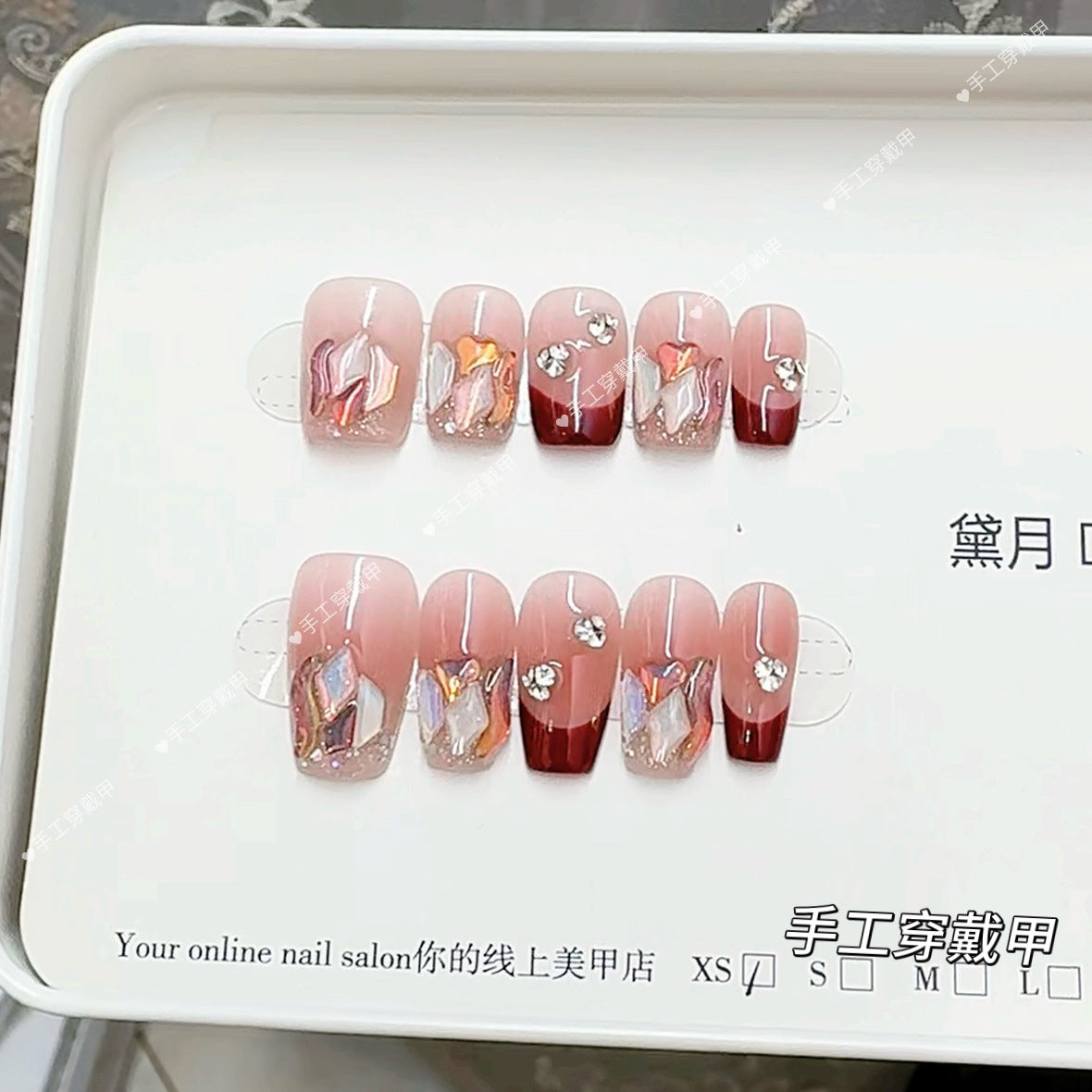 Handmade Phototherapy Wearable Nails, New Year Party Style, Wholesale, Luxurious Feel, Ultra-Thin Nail Patches