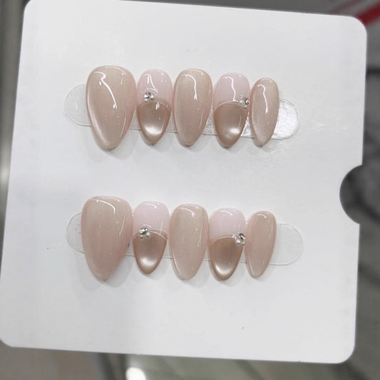 Handmade Wearable Nails, New Autumn & Winter Style, Light French Glass Bead Cat Eye Design, Elegant Nail Patches