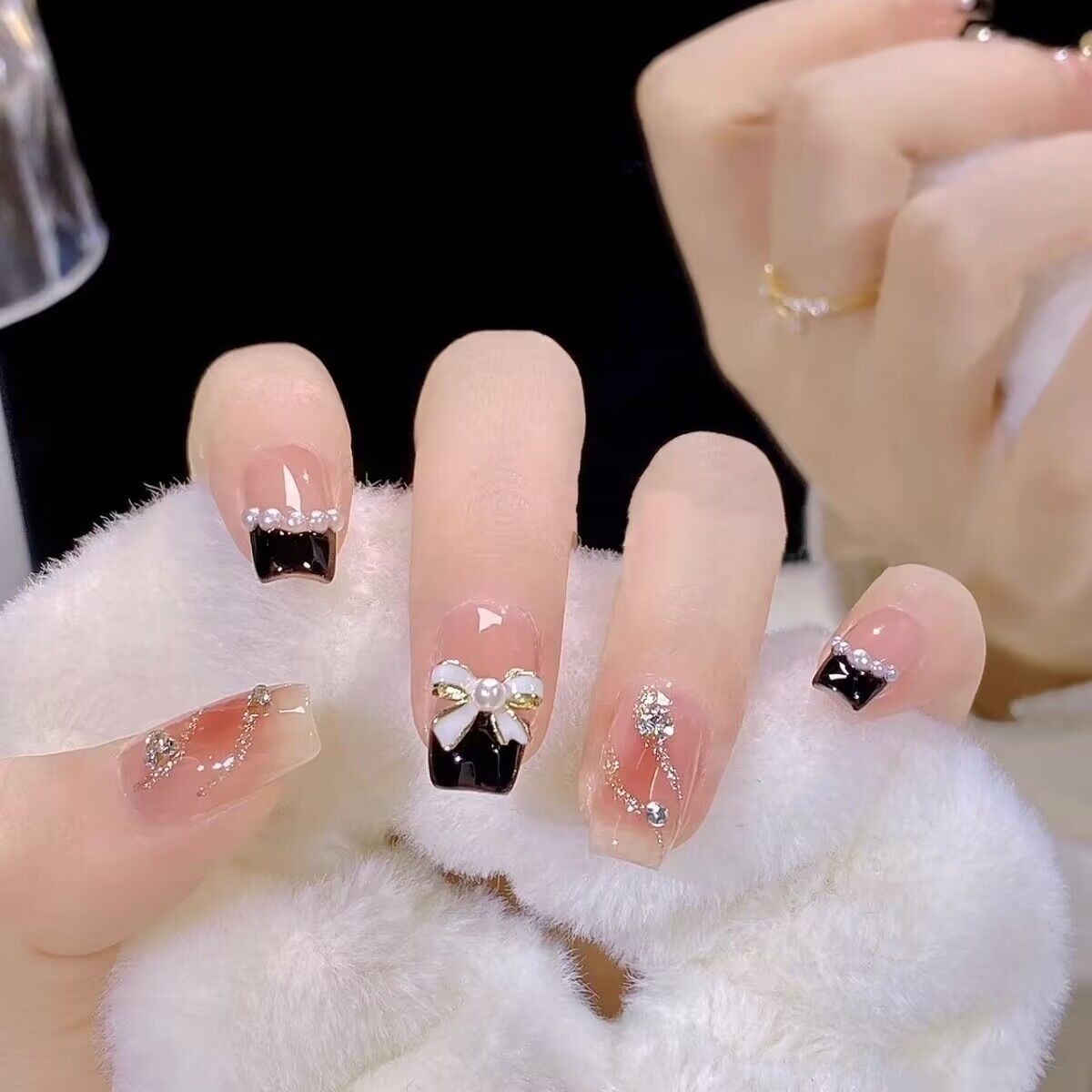 Phototherapy Wearable Nails, French Elegant Style, Wholesale Finished Products, Reusable Nail Patches, Ultra-Thin Luxury Short Style