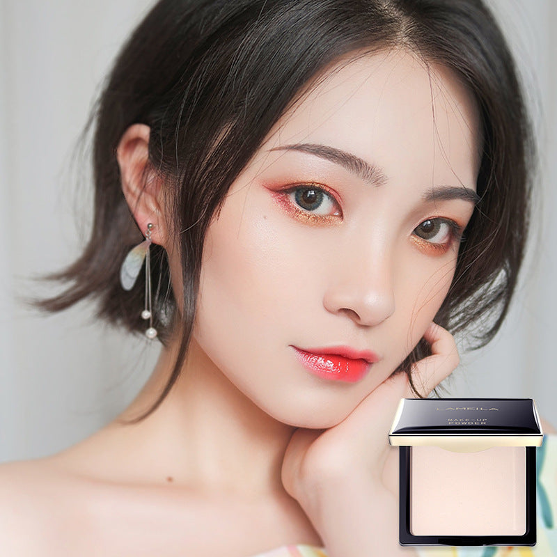 Set up powder matte matte surface is light and thin, natural, not easy to take off makeup, durable oil control, concealer, waterproof, sweat proof, dry and wet dual-use