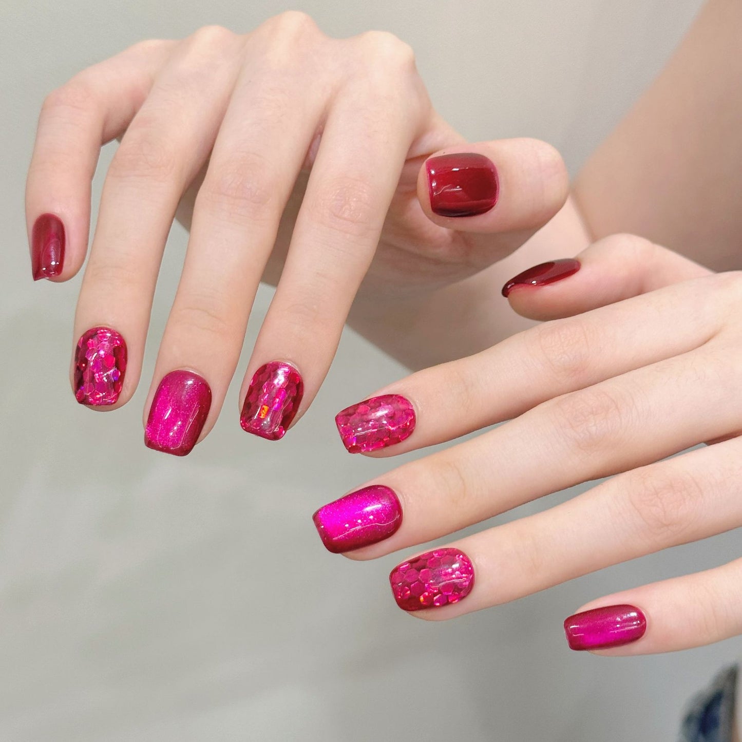Rose Ruby Cat Eye, Minimalist Solid Color, Skin-Flattering Short Style Handmade Press On Nails
