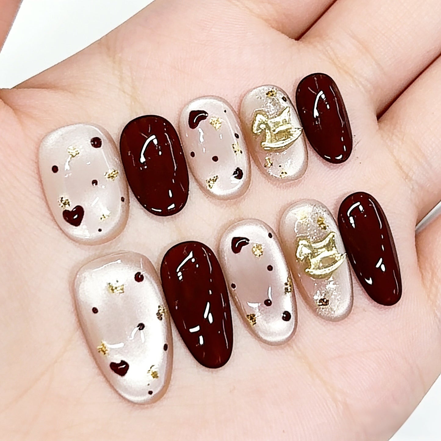 Handmade Wearable Nail Art, New Year Style - Golden Horse Fortune, Cat Eye Sparkle, Elegant & Luxurious